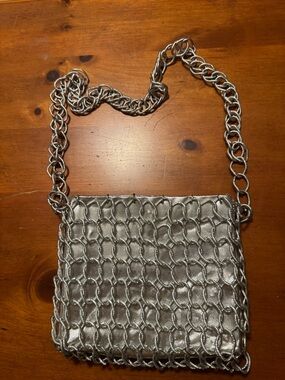 Vintage Walleacg Silver Faux Chainmail Crossbody Bag GUC. READ😊😊